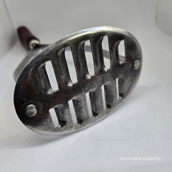 Englishtown Potato Masher Bakelite Stainless Red Handle - Picture 6 of 7